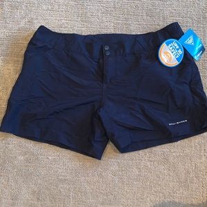 Columbia women’s xl omniwick shorts